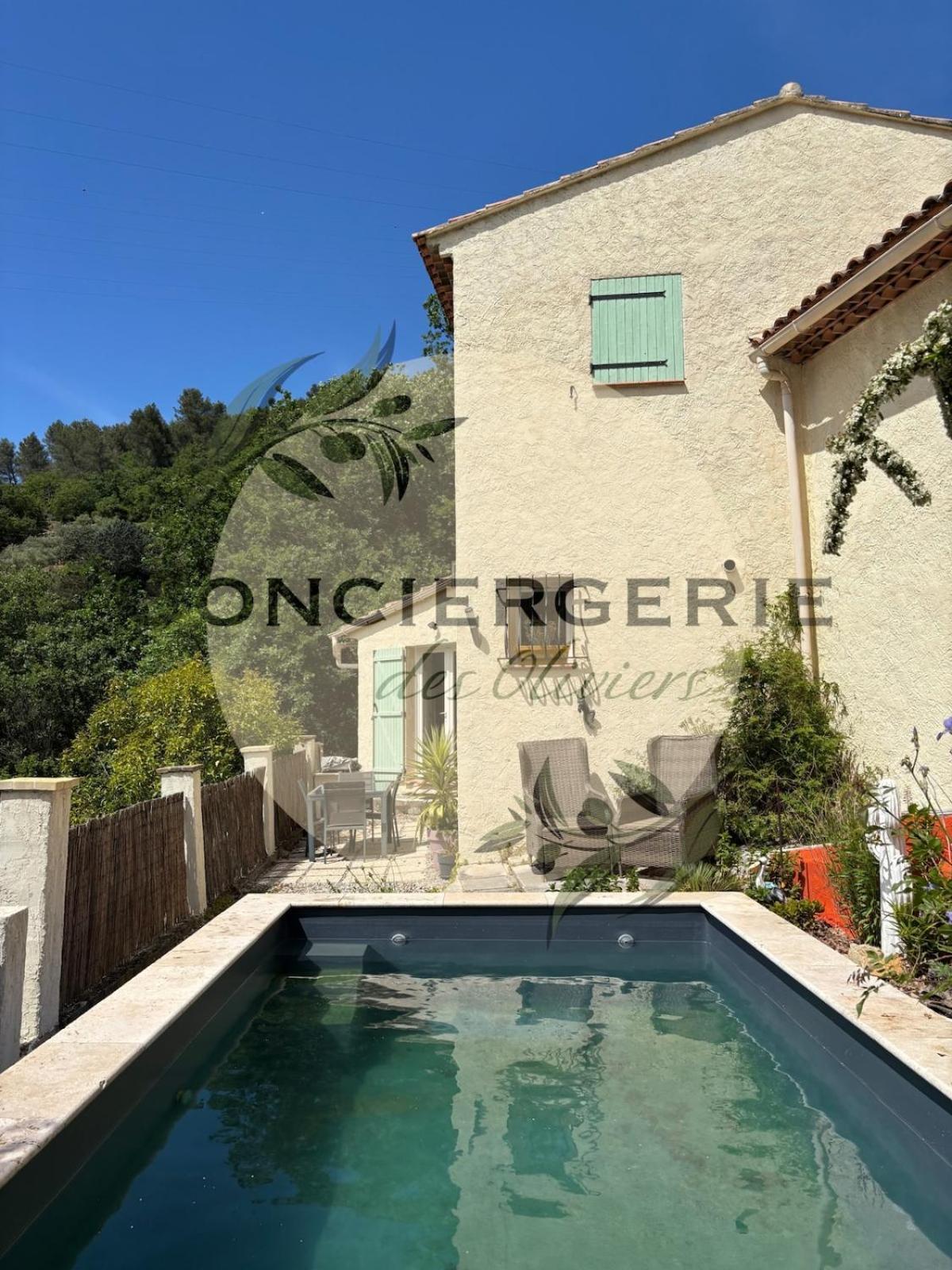 Villa Avec Piscine Belgentier 外观 照片